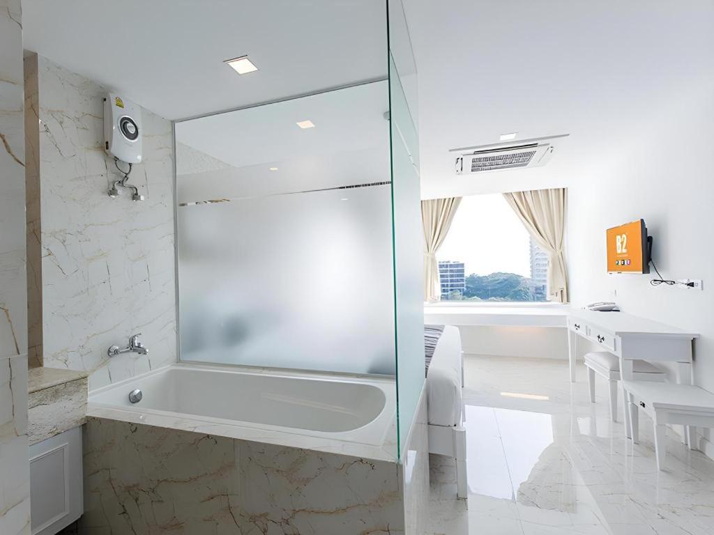 B2 Hua Hin Premier Hotel Extérieur photo